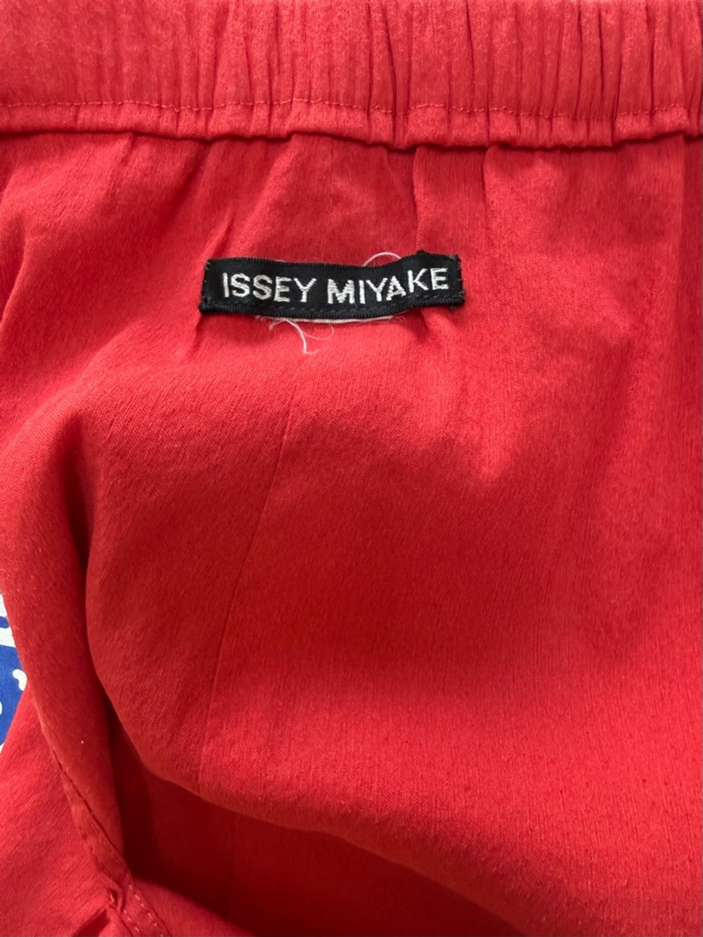 Issey Miyake Red Midi Balloon Skirt - Picture 6 of 7